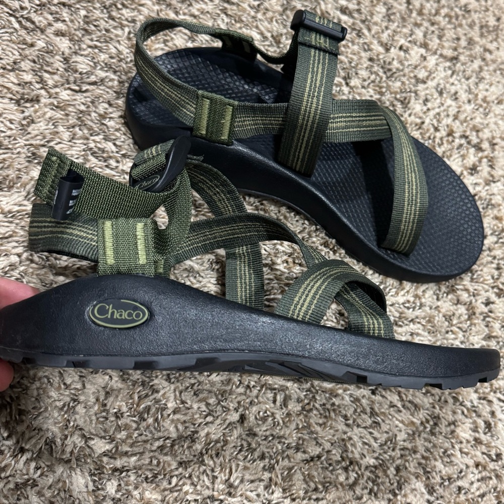 ⚡️⚡️SOLD⚡️⚡️Chaco Forest Green Adventure Sandals